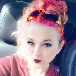 Meet your Posher, Mell